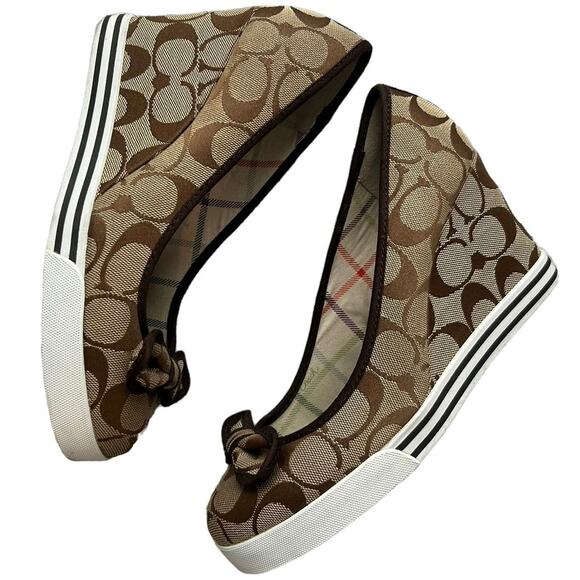 COACH Women’s Sweetie Bow Signature Canvas Wedge Heels in brown-Size 7.5 - Picture 3 of 6